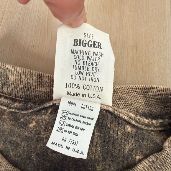 Vintage Way Out West 90's oversized tee with Bison Made in the USA - Picture 4 of 8